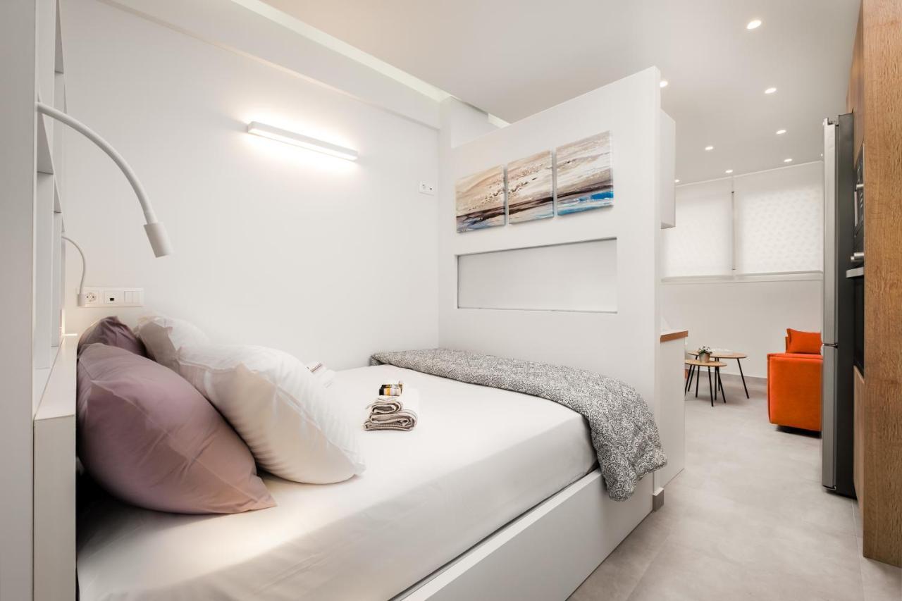 New Luxury Studio In The Heart Of Thiseio. Athens Ngoại thất bức ảnh